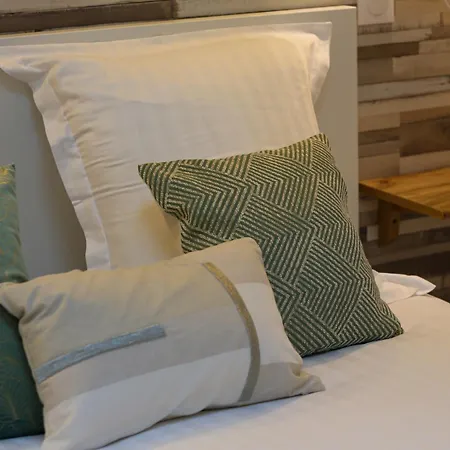 Atlantic Selection - Un à La Sharon Сasa de vacaciones